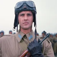 Actorul, în rolul de debut din filmul „Parașutiștii” din 1973 - Foto: Facebook/Studiourile Buftea