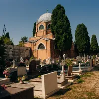 Un fost gropar este acuzat că a scos cadavre din morminte pentru a revinde locurile de veci Foto: Freepik (fotografie cu caracter ilustrativ)