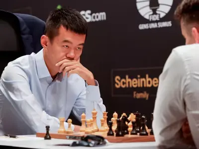 Ding Liren și Ian Nepomniachtchi - Foto: Grand Chess Tour