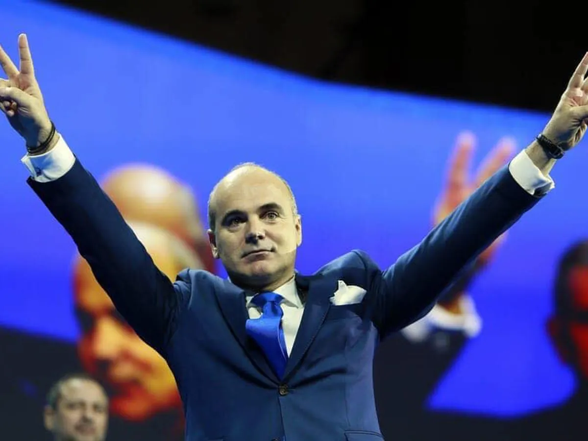 Rareș Bogdan s-a supărat pe colegii lui și ar fi ieșit din grupul de Whatsapp al BEX al PNL (surse)