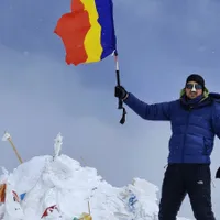 Lucian Roșu, pe vârful Muztagh Ata, în vestul Chinei: Au verificat să n-avem materiale de propagandă - Foto: Facebook / Facultatea de Geografie și Geologie Iași