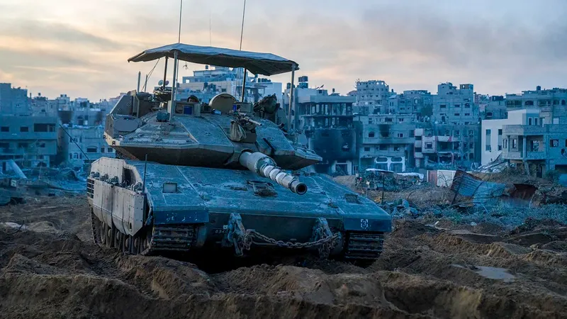 Forțele israeliene au străpuns liniile de apărare ale Hamas. Raiduri aeriene în fiefurile teroriste - Foto: Profimedia images