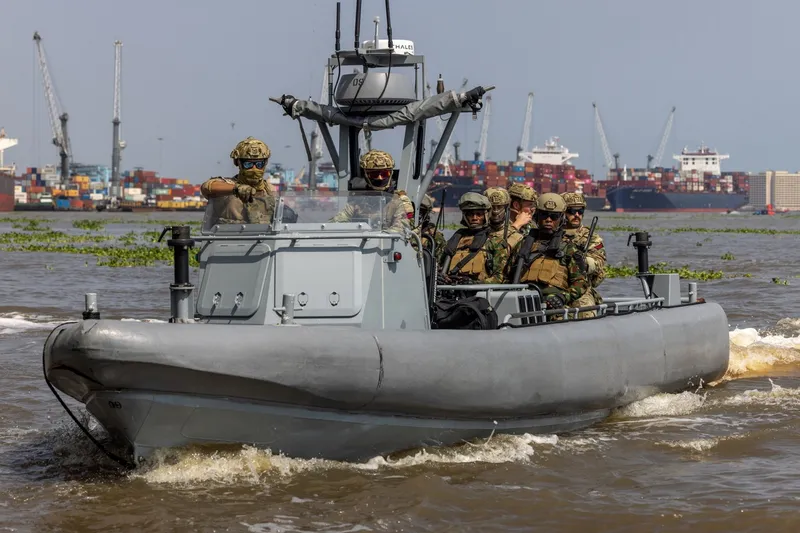 Marea Britanie, permisiune de a &icirc;narma Ucraina prin programul SAFE al UE -  Foto: Profimedia Images (imagine cu rol ilustrativ)