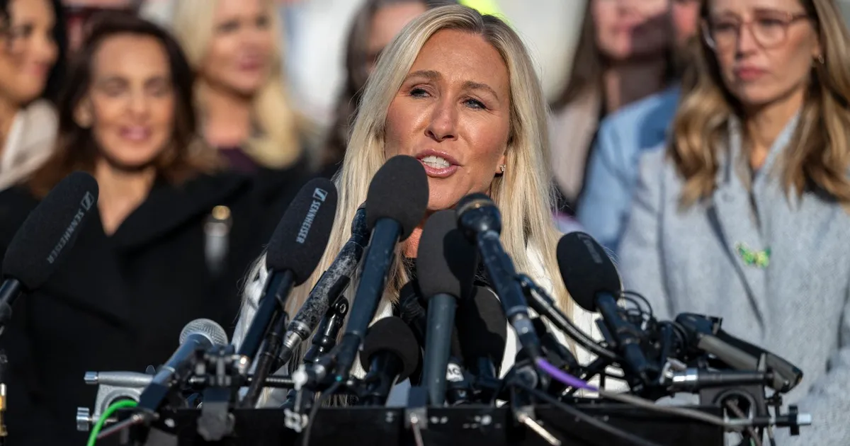 Marjorie Taylor Greene demisionează din Congres după cearta cu Trump. “Este o veste minunată pentru ţară” • Newsweek România