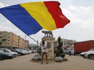 Stegarul dac a fugit din arestul preventiv. Și-a rupt brățara electronică - Foto: Facebook (rol ilustrativ)