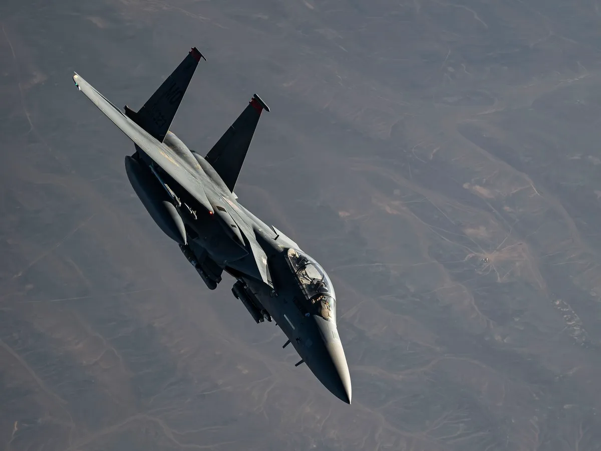 VIDEO Piloți americani căzuți pe teritoriu inamic. SUA și Iran, cursă contra cronometru să ajungă la ei