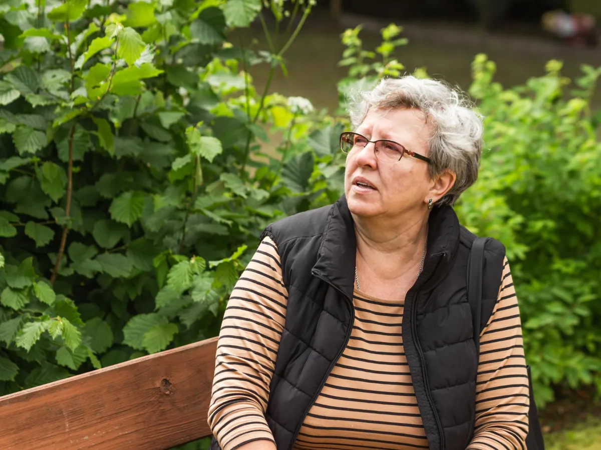 Pensionară la pensie - Foto: Freepik