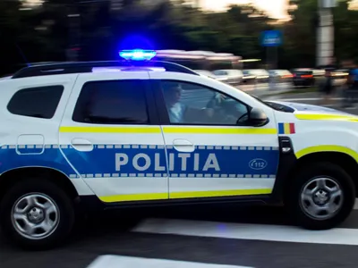 Fată răpită de pe stradă în Baia Mare după ce s-a întâlnit cu doi bărbați din online - Foto: IPJ