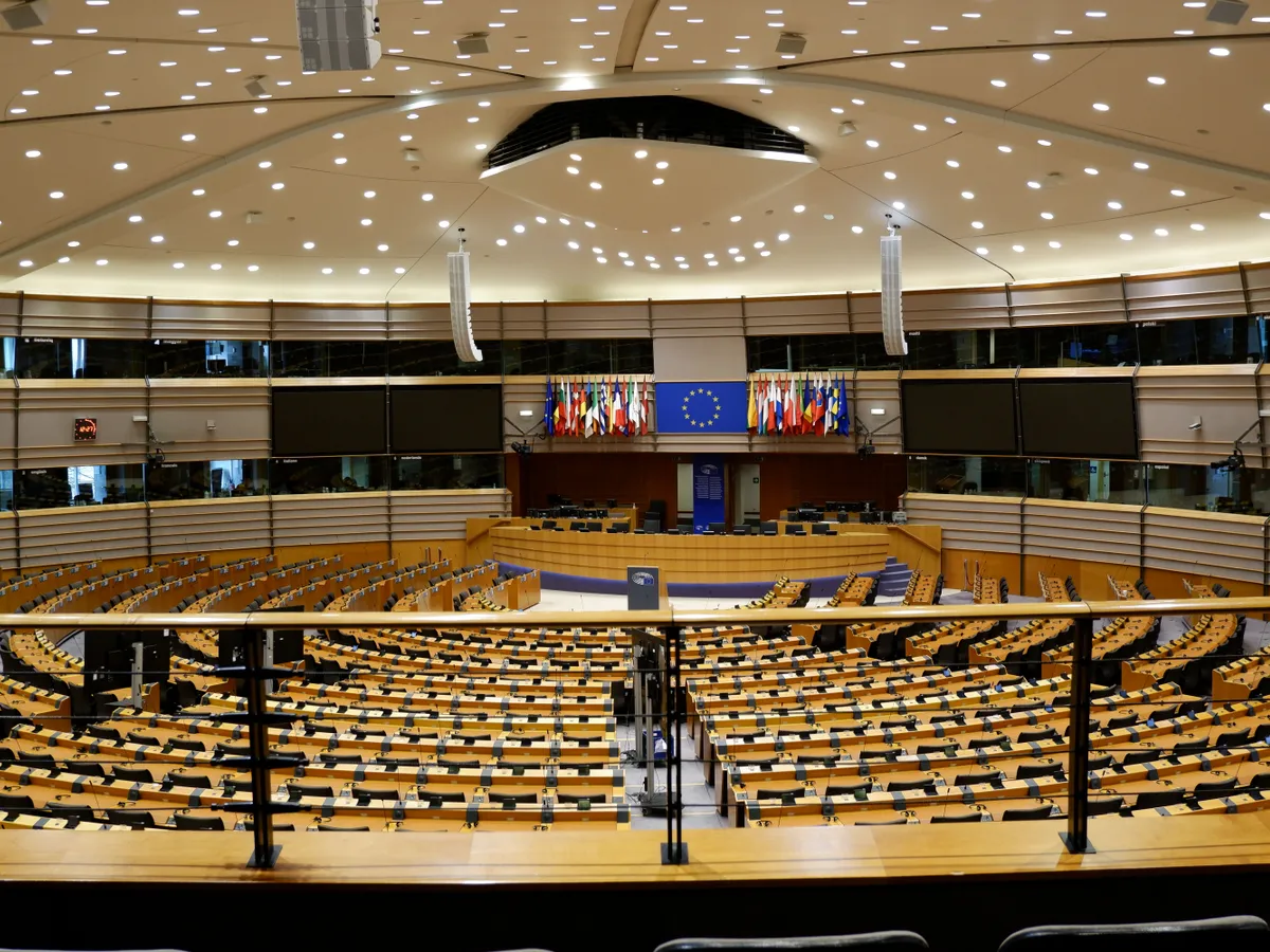 UE vrea să schimbe regulile din sectorul bancar pentru a reduce dependența de băncile străine