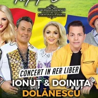 Ionuț și Doinița Dolănescu, Julia, Axinte și Jean de la Craiova dau un spectacol în clubul preferat al interlopilor români din Milano Foto: Facebook