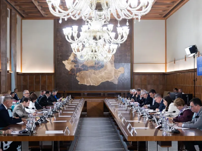 Taxe mai mari pentru români de la 1 iulie. Cât va fi TVA și ce măsuri trebuie să aplice noul guvern? - Foto: gov.ro (rol ilustrativ)