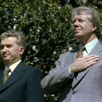 Nicolae Ceaușescu și Jimmy Carter, președintele SUA, în fața Casei Albe, în 1978 - Foto:  - Foto: Profimedia Images