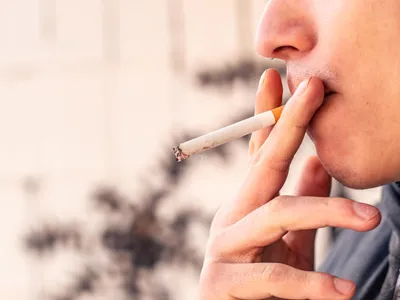 Misterul unei crime, deslușit cu ajutorul unei probe ADN de pe un muc de țigară, vechi de 20 de ani - Foto: Freepik (Imagine cu rol ilustrativ)