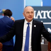 Ciolacu i-ar fi propus lui Mircea Geoană să candideze susținut de PSD la alegerile prezidențiale - Foto: Hotnews / imagine cu caracter ilustrativ