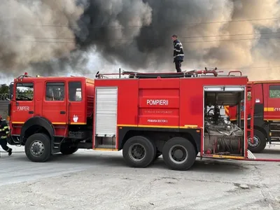 Incendiu la un depozit din Ilfov - Foto: ISU Ilfov