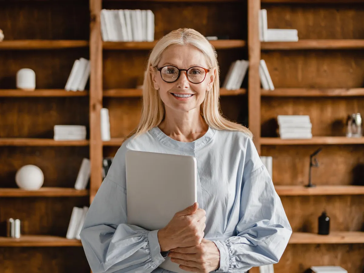 Pensionară la pensie - Foto. Freepik