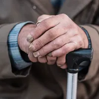Ce se întâmplă cu pensionarii care trebuie să aducă documente de la angajatori care nu mai există Foto: Freepik (fotografie cu caracter ilustrativ)