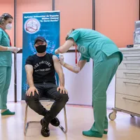 Premierul Cîțu, vaccinat cu a doua doză Foto: Facebook