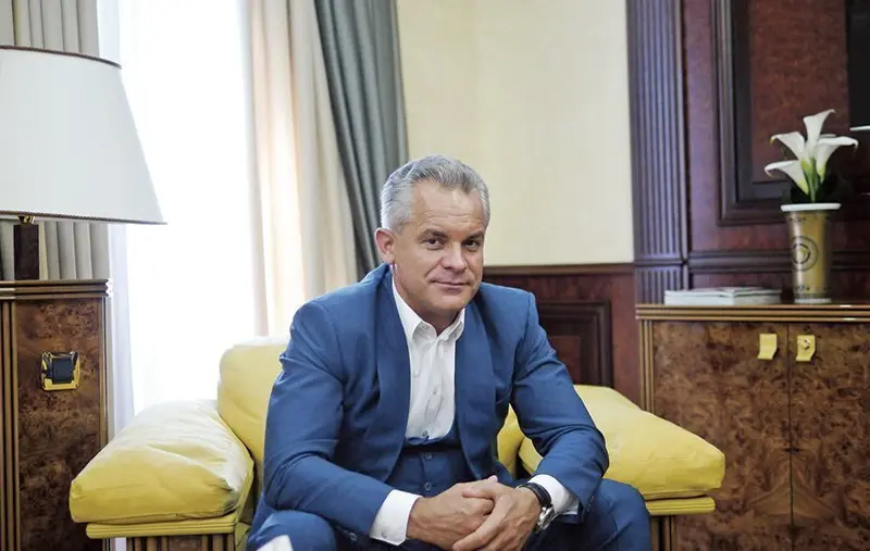 Oligarhul Vladimir Plahotniuc, bănuit a fi agent SIE, face jocurile în politica din Moldova