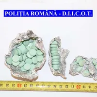 Descinderi în două localuri în care se traficau droguri / Poliția