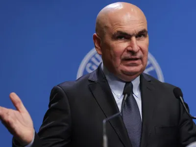 Ilie Bolojan, în conferinţă de presă - Foto: INQUAM PHOTOS/George Călin