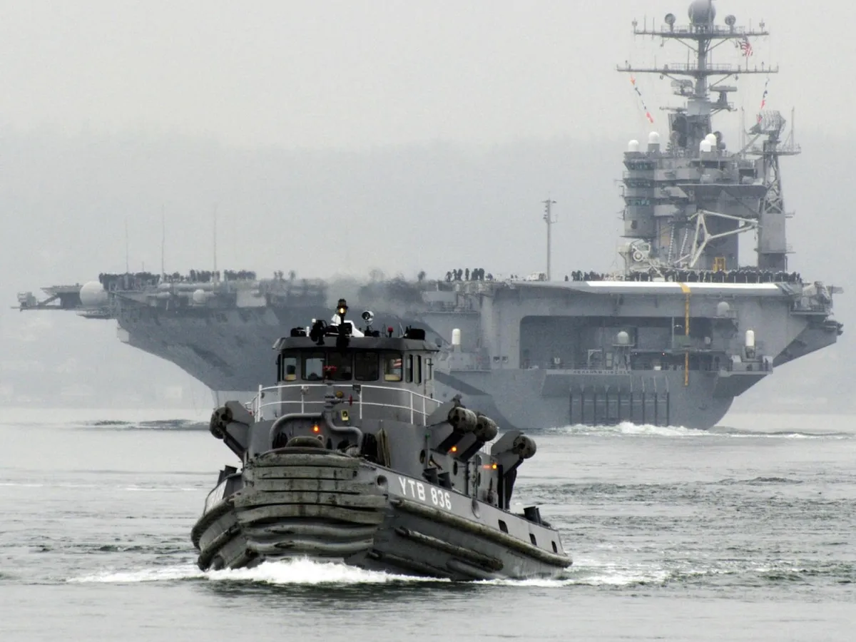 Arsenalul SUA lângă Iran. Un portavion de 6.800.000.000$, peste 100 de avioane și distrugătoare cu rachete