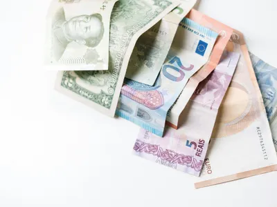 O bancnotă care se află în circulație, extrem de căutată de colecționari. Are chipul unei femei foto: Pexels (fotografie cu caracter ilustrativ)