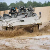 Un convoi de trupe ucrainene înaintează spre granița cu Transnistria/Foto: Profimedia Images