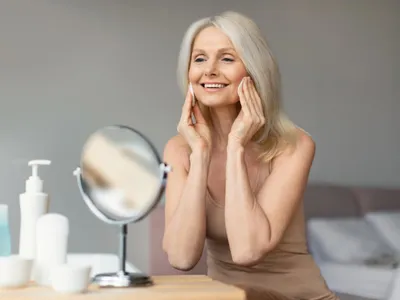 „Botoxul” natural care îți menține fața fermă după 50 de ani. Este gratuit și îl poți face singură acasă - Foto: Freepik (Imagine cu rol ilustrativ)