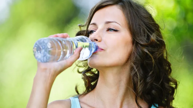 Beneficiile ascunse ale apei pentru organism. Ce tip de apă trebuie să consumi pentru a slăbi? - Foto: Istock / imagine cu rol ilustrativ