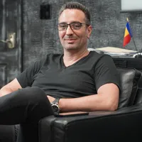 Emil Bejgu s-a născut în București, unde a locuit până la 24 de ani, după care, în 2001, a emigrat în SUA, în Las Vegas Foto: arhiva personală