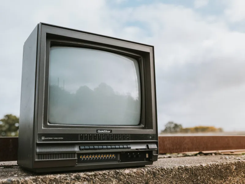 Televizoarele vechi, în etapa a doua a programului. FOTO: Pexels.com