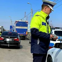 Amenda usturătoare primită de un șofer după ce a fost oprit de polițiști. Ce greșeli a făcut? - Foto: MAI / imagine rol ilustrativ