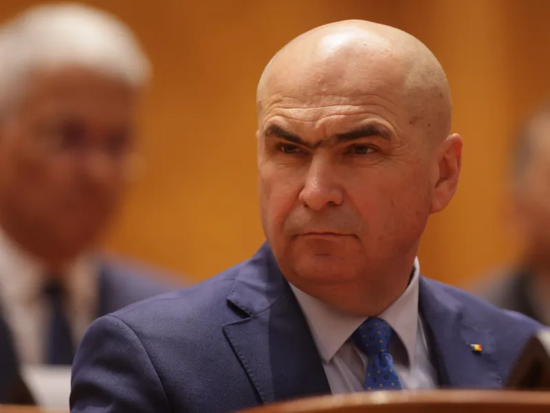 Premierul Ilie Bolojan a pus ochii pe mai multe instituții de stat unde se risipesc banii Foto: INQUAM Photos/George Călin