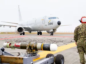 VIDEO Ce caută, zilnic, un avion de 175.000.000$ al SUA deasupra României? Ce misiune are? - Foto: Profimedia Images