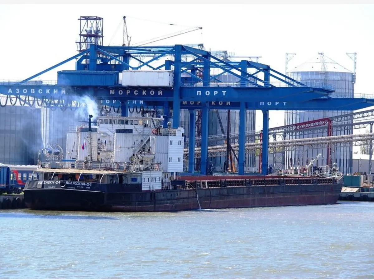 Petroliere în portul Azov - Foto: Profimedia Images