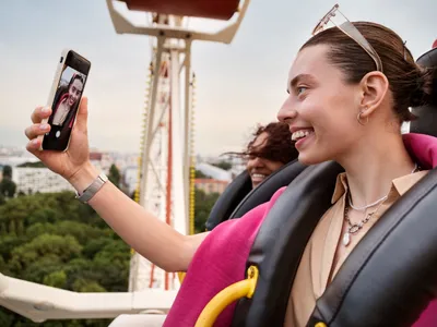 Cinci persoane au fost rănite după deraierea unui rollercoaster din parcul de distracții Prater din Viena - Foto: Freepik (Imagine cu rol ilustrativ)