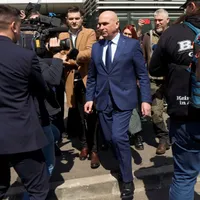 Preşedintele interimar Ilie Bolojan, la lansarea candidatului la Preşedinţie Crin Antonescu - Foto: Profimedia Images