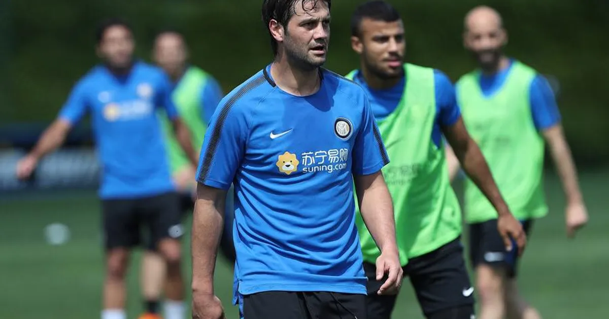 Cristian Chivu şi-a anulat conferinţa de presă, după ce portarul lui Inter a lovit mortal o persoană • Newsweek România