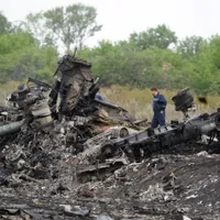 Rusia, vinovată pentru doborârea zborului MH17, tragedie care a dus la moartea a 298 de persoane - Foto: Profimedia images