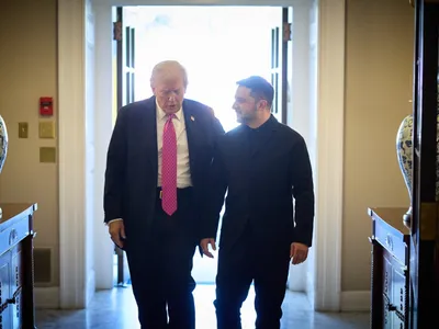 Donald Trump și Volodimir Zelenski - Foto: Profimedia images