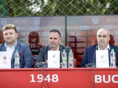 Dorin Serdean, Pablo Cortacero și Alejandro Couto Lago in timpul prezintării noii conduceri administrative şi sportive a clubului DinamoFoto: INQUAM Photos/ George Călin