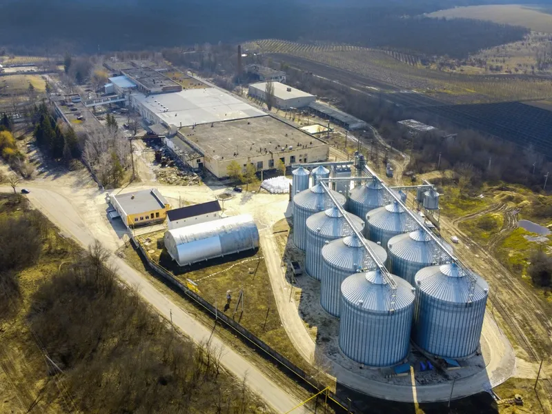 România, la secret. Numele membrilor Comisiei de Analiză a Investițiilor Străine, clasificate - Foto: Freepik (Imagine cu rol ilustrativ)