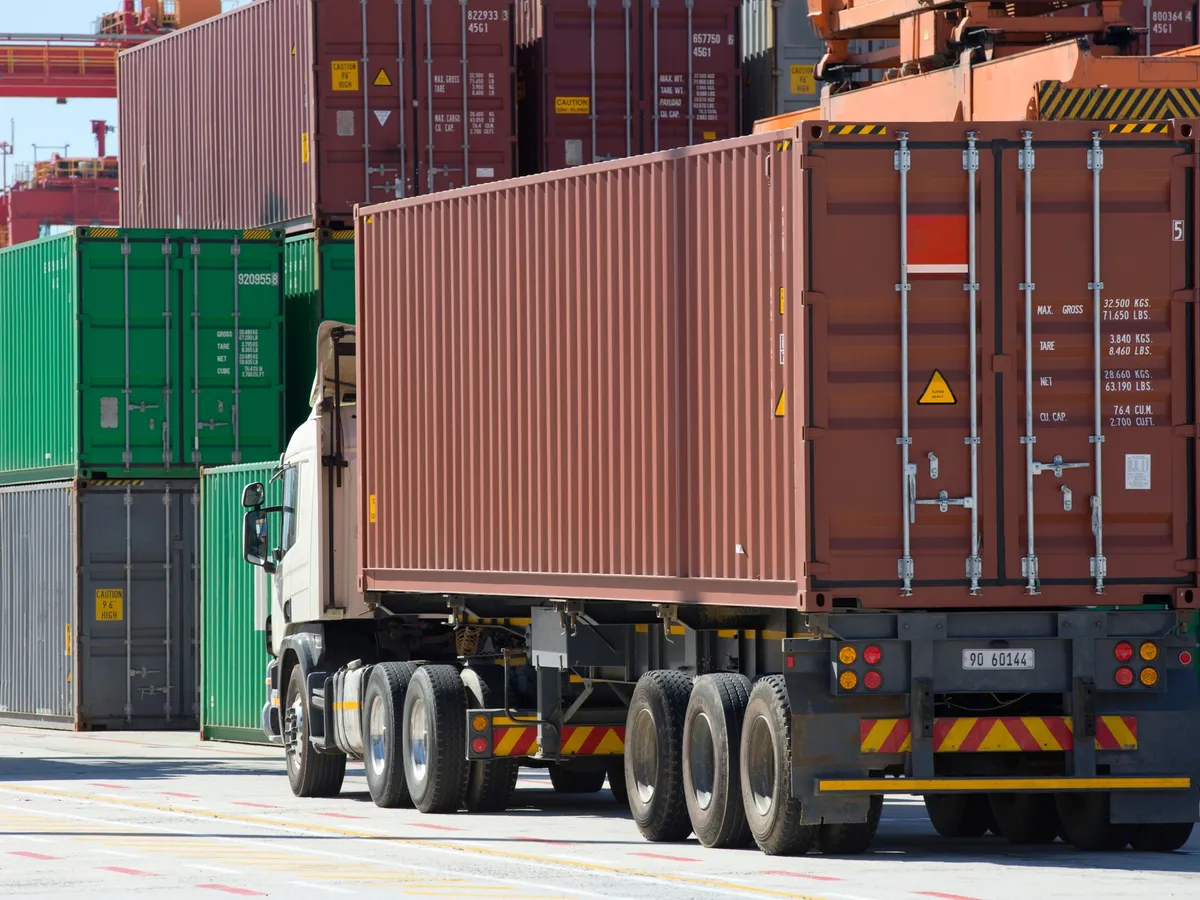 Nod intermodal transporturi marfă - Foto: Facebook / UNTRR