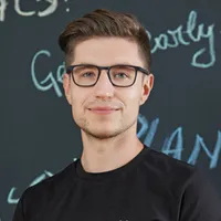 Povestea tânărului român care a ajuns să facă afaceri pe patru continente. A plecat de la zero - Foto: Ziarul de Iași