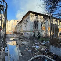 Incendiu la o clădire a Liceului „Timpuri Noi”. 500 de metri pătrați sunt afectați - Foto: IGSU