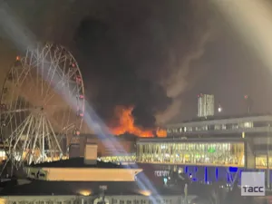 Centrul comercial Crocus City Hall din Moscova, în flăcări - Foto: Moscow Time