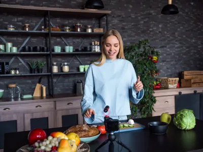 Ce trebuie să pui în drobul de miel ca să nu se mai sfărâme când îl tai. Puțină lume cunoaște secretul - Foto: Freepik (Imagine cu rol ilustrativ)