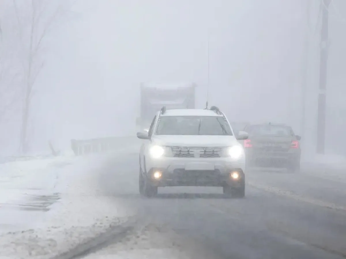 VIDEO S-a întors iarna în România! Strat nou de peste 35 de cm de zăpadă, în câteva ore