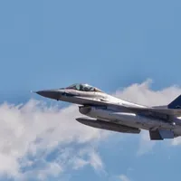 Câți piloți ucrainenei antrenează România pe avioane F-16. Când intră în bătălia cu Putin? - Foto: Profimedia / imagine rol ilustrativ